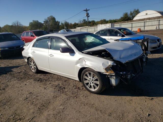 4T1BK36B55U018826 - 2005 TOYOTA AVALON XL أبيض صورة 4