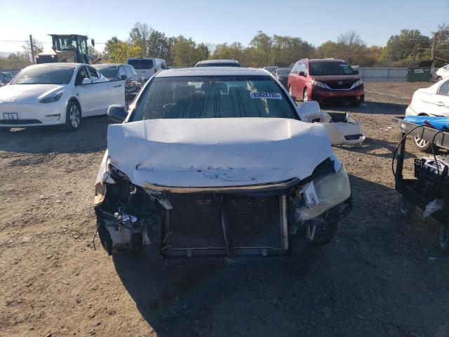 4T1BK36B55U018826 - 2005 TOYOTA AVALON XL أبيض صورة 5