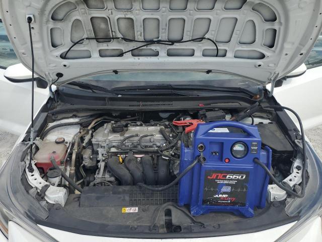 5YFEPMAE5NP369937 - 2022 TOYOTA COROLLA LE Blanc photo 11