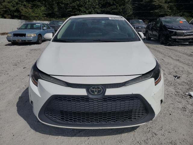 5YFEPMAE5NP369937 - 2022 TOYOTA COROLLA LE Blanc photo 5