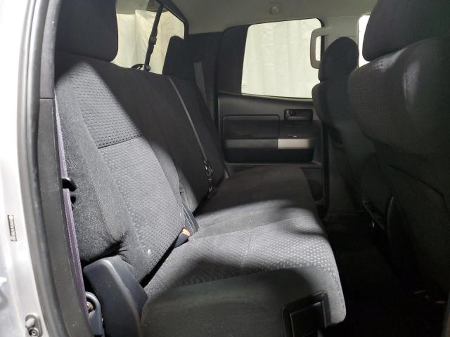 5TFBT54147X001900 - 2007 TOYOTA TUNDRA DOUBLE CAB SR5 SILVER photo 10
