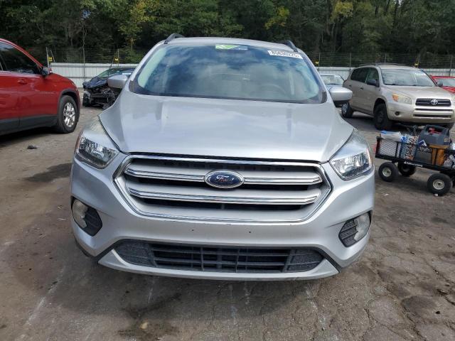 1FMCU9GD6JUD40564 - 2018 FORD ESCAPE SE SILVER photo 5