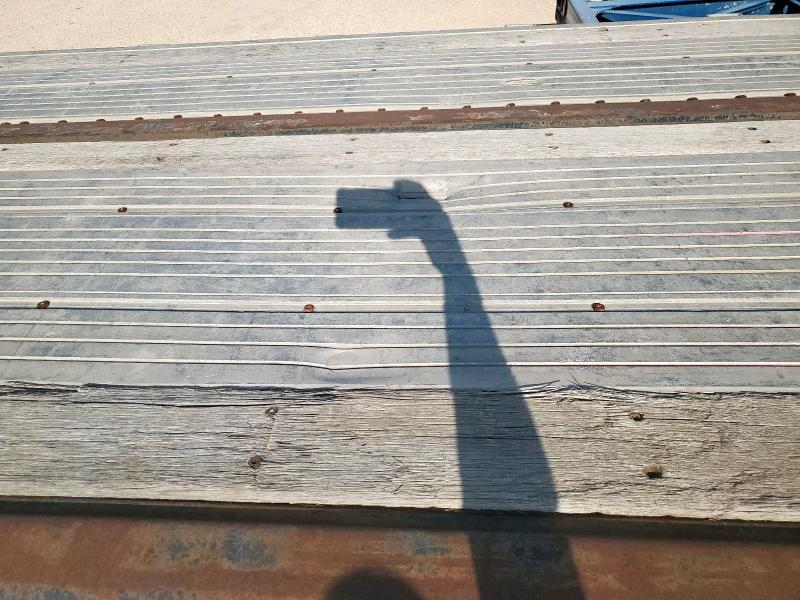 1UYFS248XGA535004 - 2016 UTILITY TRAILER Серебристый фото 9