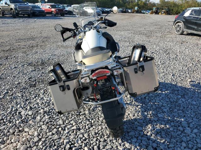 WB1048004DZX68744 - 2013 BMW R1200 GS ADVENTURE WHITE photo 4