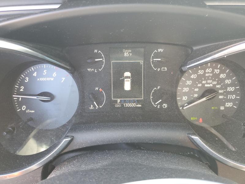 5TDBY5G11JS158472 - 2018 TOYOTA SEQUOIA SR5 灰色 照片 9