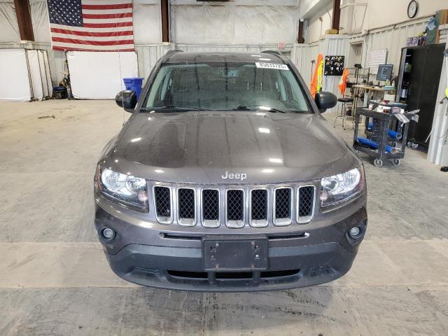 1C4NJDBB4GD565847 - 2016 JEEP COMPASS SPORT رمادي صورة 5