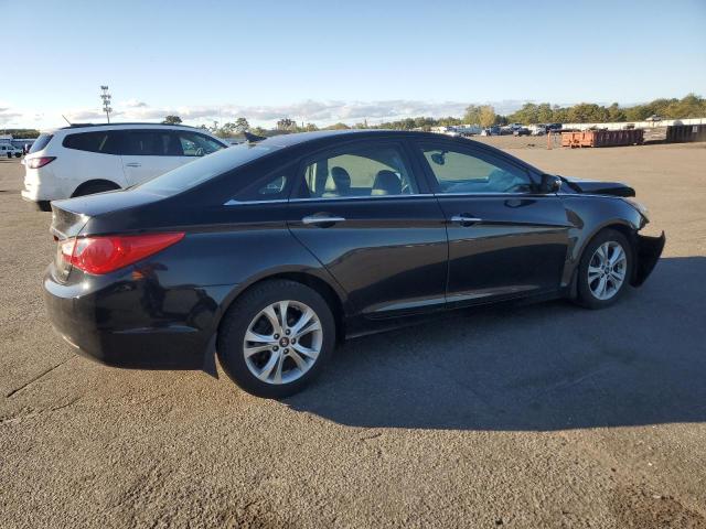 5NPEC4AC8BH260195 - 2011 HYUNDAI SONATA SE BLACK photo 3