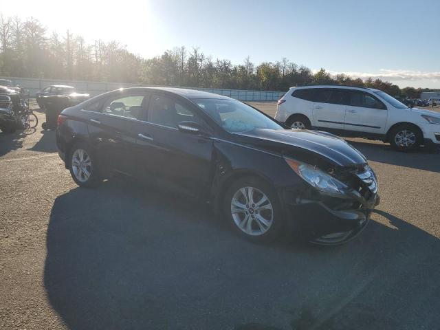 5NPEC4AC8BH260195 - 2011 HYUNDAI SONATA SE BLACK photo 4