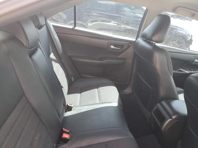 4T1BF1FK3HU409986 - 2017 TOYOTA CAMRY LE თეთრი ფოტო 10