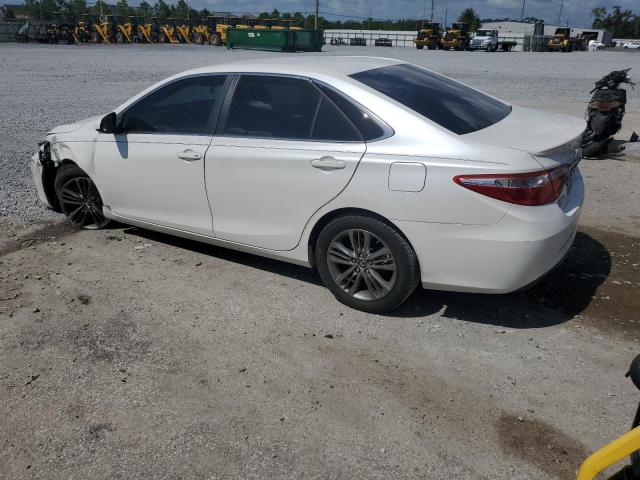 4T1BF1FK3HU409986 - 2017 TOYOTA CAMRY LE თეთრი ფოტო 2
