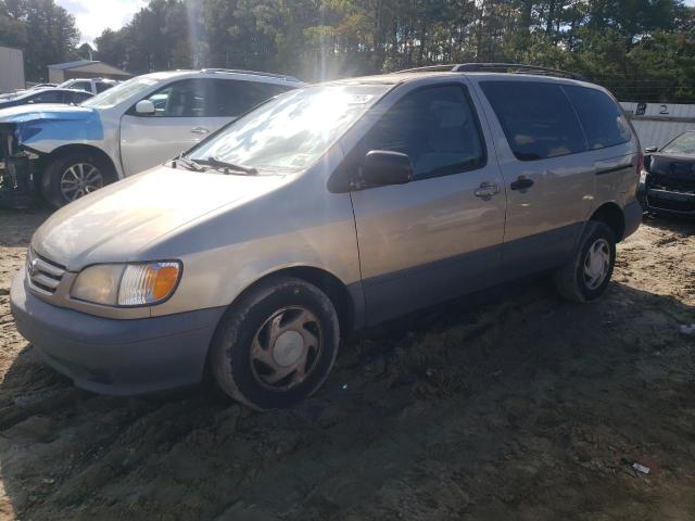 2001 TOYOTA SIENNA LE, 