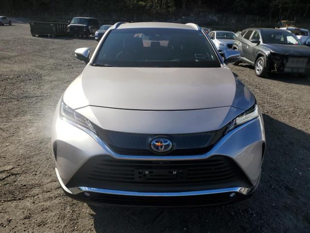 JTEAAAAHXPJ137233 - 2023 TOYOTA VENZA LE SILVER photo 5