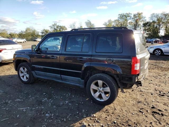 1J4NF1GB4BD225982 - 2011 JEEP PATRIOT SPORT BLACK photo 2