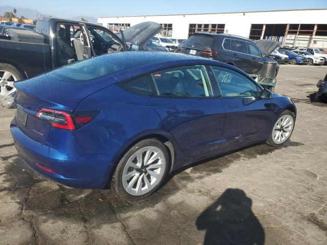 5YJ3E1EB8NF305169 - 2022 TESLA MODEL 3 Azul foto 3