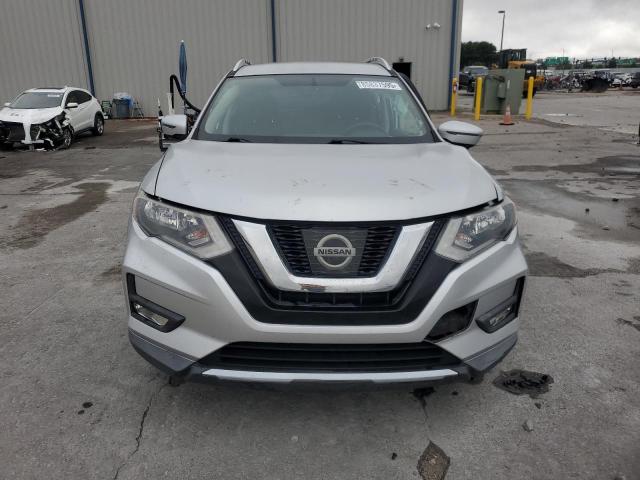 KNMAT2MT6HP606580 - 2017 NISSAN ROGUE S 银色 照片 5