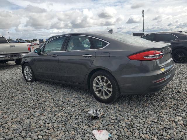 3FA6P0MU4KR100842 - 2019 FORD FUSION SEL GRAY photo 2