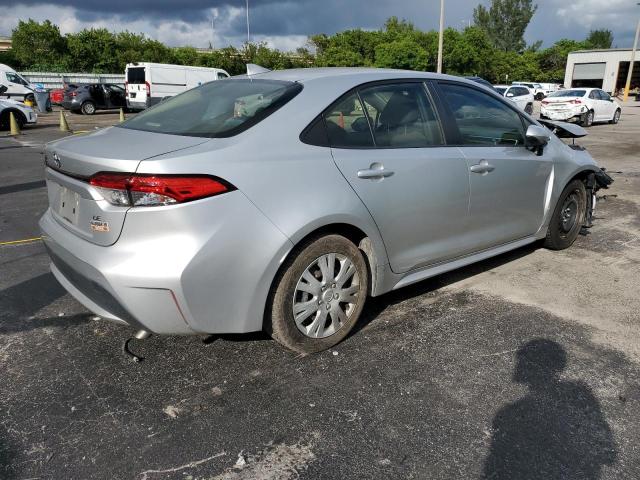 JTDEPRAE7LJ086468 - 2020 TOYOTA COROLLA LE 银色 照片 3