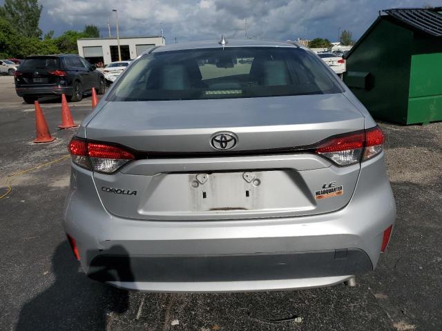 JTDEPRAE7LJ086468 - 2020 TOYOTA COROLLA LE 银色 照片 6