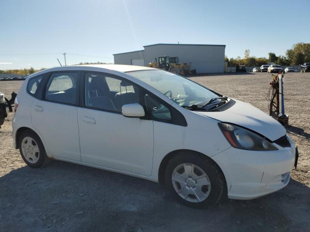 JHMGE8H35CC032134 - 2012 HONDA FIT WHITE photo 4