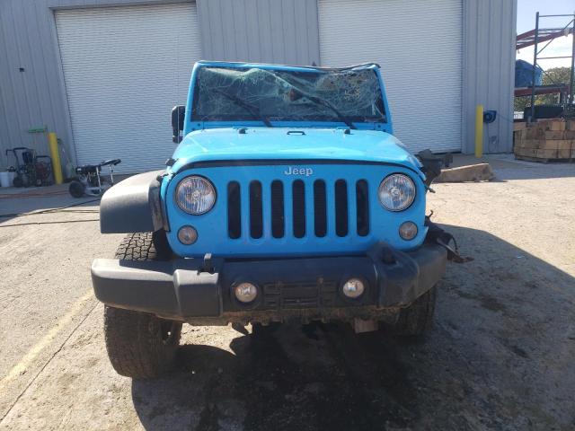 1C4BJWDG0HL573720 - 2017 JEEP WRANGLER U SPORT BLUE photo 5