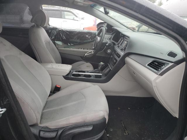 5NPE24AF3FH235904 - 2015 HYUNDAI SONATA SE BLACK photo 7