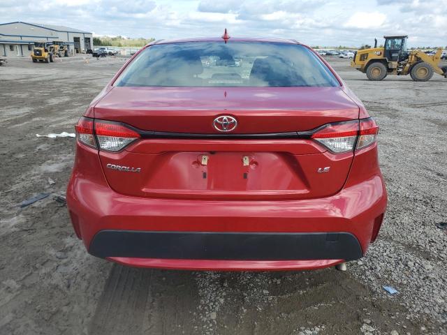 JTDEPRAE8LJ024318 - 2020 TOYOTA COROLLA LE RED photo 6