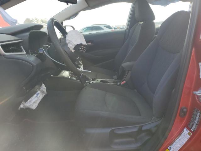 JTDEPRAE8LJ024318 - 2020 TOYOTA COROLLA LE RED photo 7
