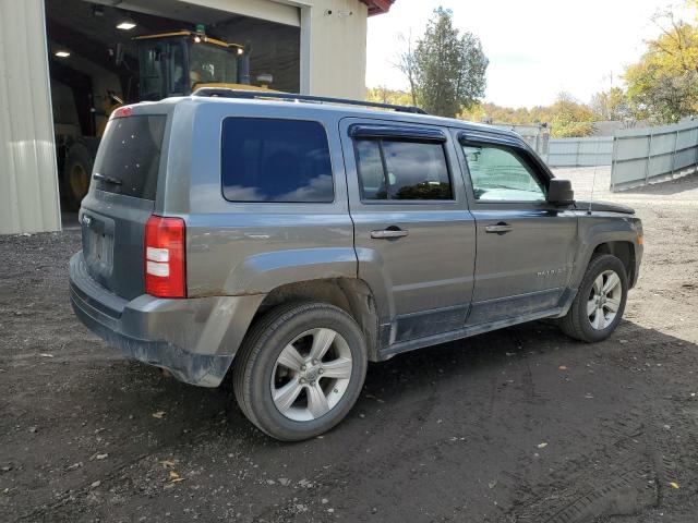 1C4NJRBB4CD563636 - 2012 JEEP PATRIOT SPORT GRAY photo 3
