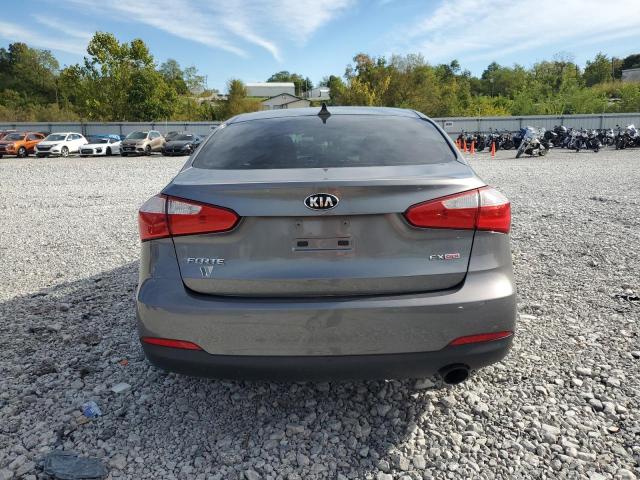KNAFX4A80F5378586 - 2015 KIA FORTE EX رمادي صورة 6