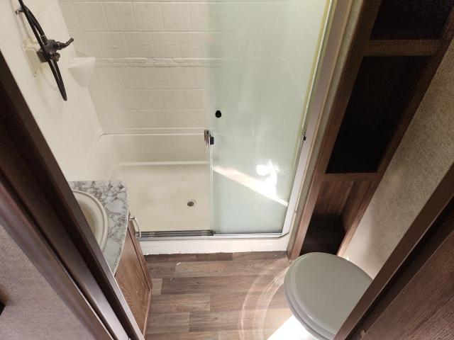 4YDF35724H2503341 - 2017 KEYSTONE COUGAR Weiß Foto 8