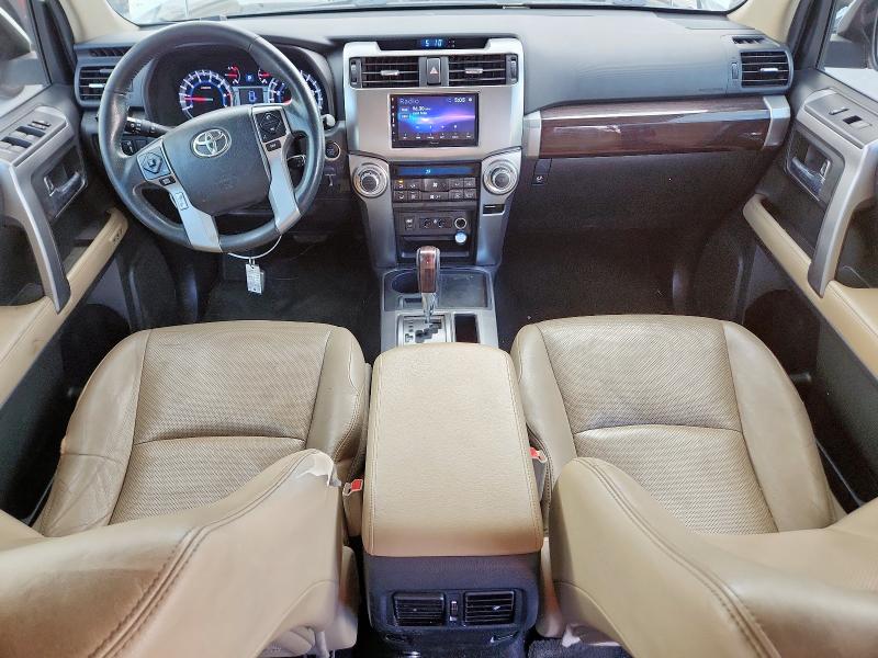 JTEZU5JRXJ5185311 - 2018 TOYOTA 4RUNNER SR5 თეთრი ფოტო 8