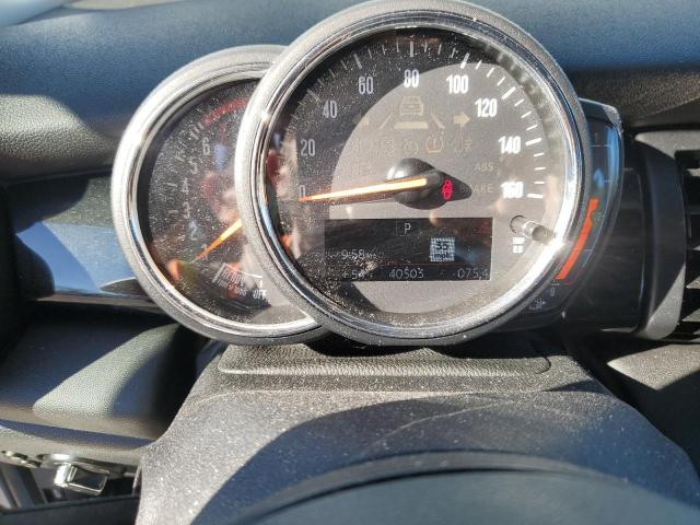 WMWXU9C01L2M17233 - 2020 MINI COOPER S 银色 照片 9