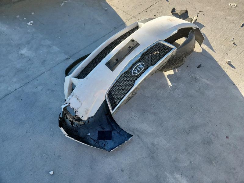 KNAFU4A22C5643380 - 2012 KIA FORTE EX Weiß Foto 12