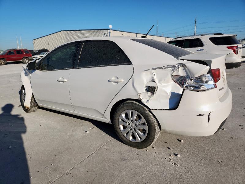 KNAFU4A22C5643380 - 2012 KIA FORTE EX Weiß Foto 2
