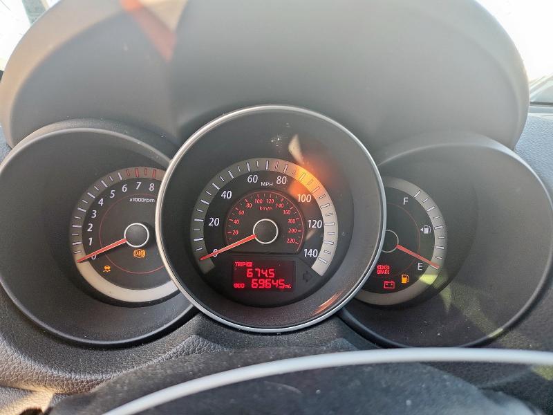 KNAFU4A22C5643380 - 2012 KIA FORTE EX Weiß Foto 9