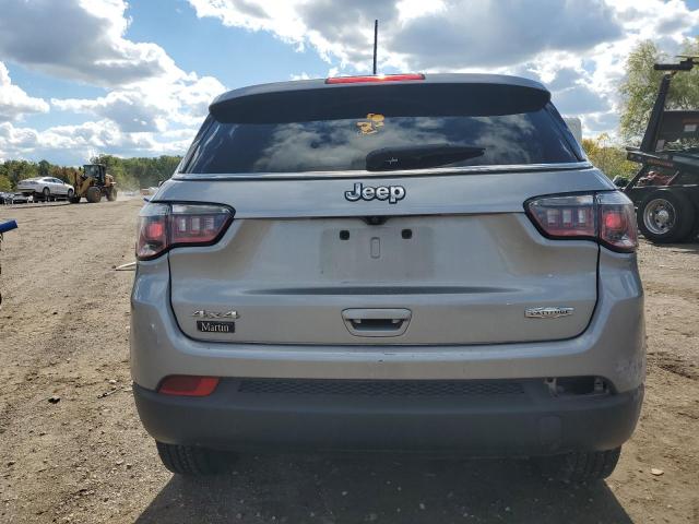 3C4NJDBB8JT354863 - 2018 JEEP COMPASS LATITUDE 银色 照片 6