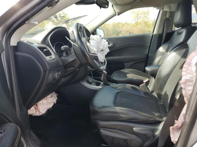 3C4NJDBB8JT354863 - 2018 JEEP COMPASS LATITUDE 银色 照片 7