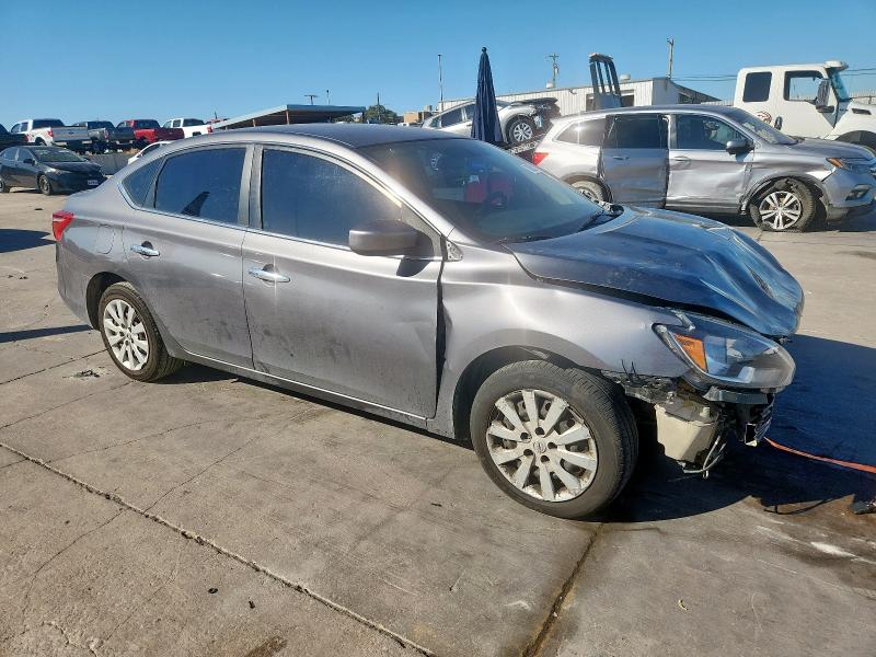 3N1AB7AP3GL655868 - 2016 NISSAN SENTRA S 灰色 照片 4