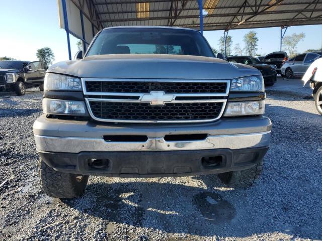 2GCEC19V661113823 - 2006 CHEVROLET SILVERADO C1500 Gümüş fotoğraf 5