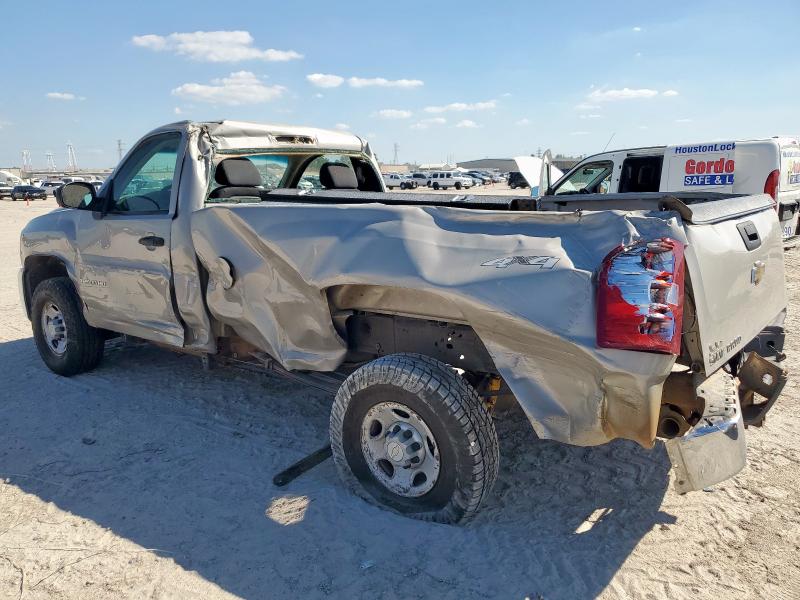 1GCHK24K07E506784 - 2007 CHEVROLET SILVERADO K2500 HEAVY DUTY TAN photo 2