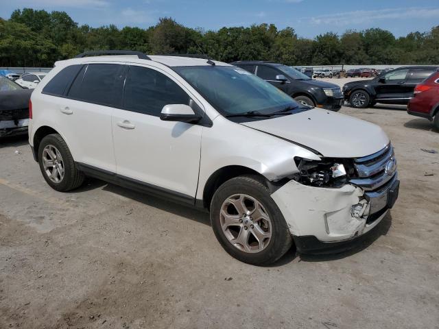 2FMDK3JC8DBB57989 - 2013 FORD EDGE SEL WHITE photo 4