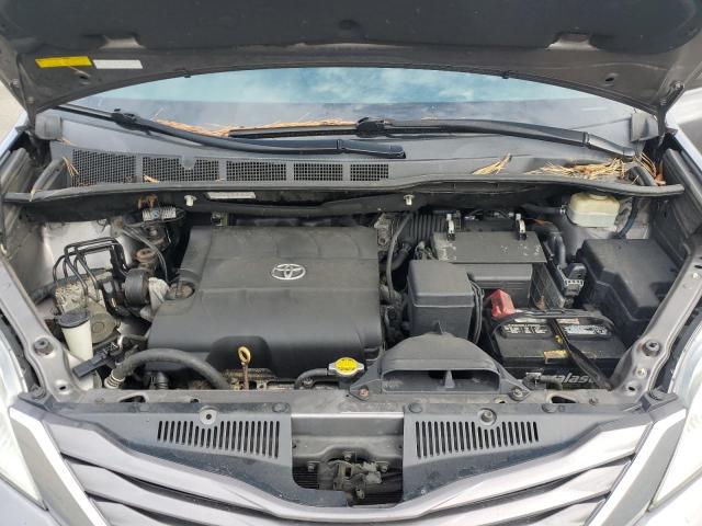 5TDJK3DC1GS144667 - 2016 TOYOTA SIENNA LE GRAY photo 12