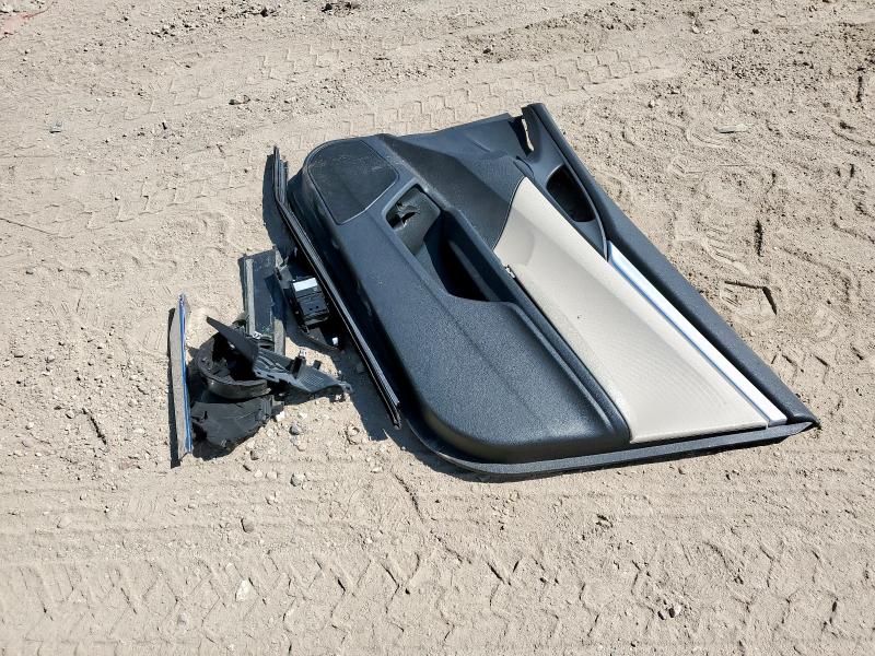 19XFC2F56HE077426 - 2017 HONDA CIVIC LX WHITE photo 12