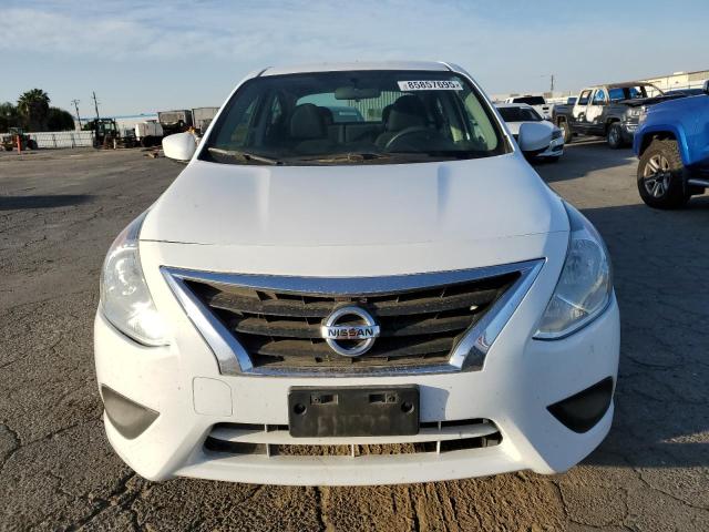 3N1CN7AP8KL815929 - 2019 NISSAN VERSA S أبيض صورة 5