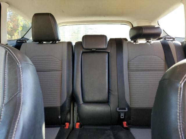 1FMCU9GD0JUC99381 - 2018 FORD ESCAPE SE Weiß Foto 10