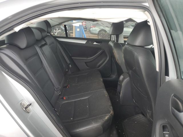3VWD17AJ4EM238756 - 2014 VOLKSWAGEN JETTA SE 银色 照片 10