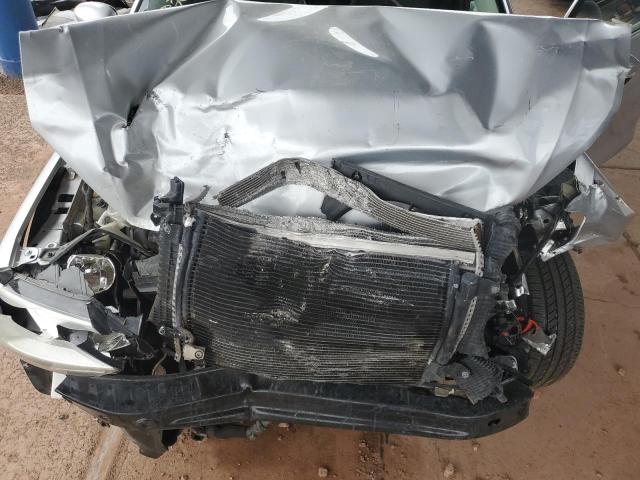 3VWD17AJ4EM238756 - 2014 VOLKSWAGEN JETTA SE 银色 照片 11