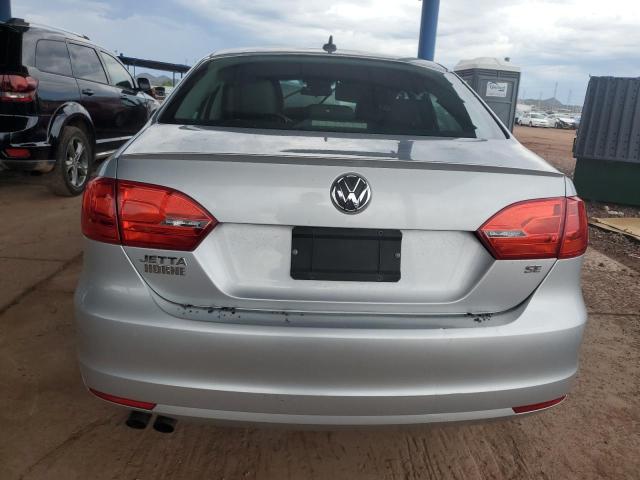 3VWD17AJ4EM238756 - 2014 VOLKSWAGEN JETTA SE 银色 照片 6