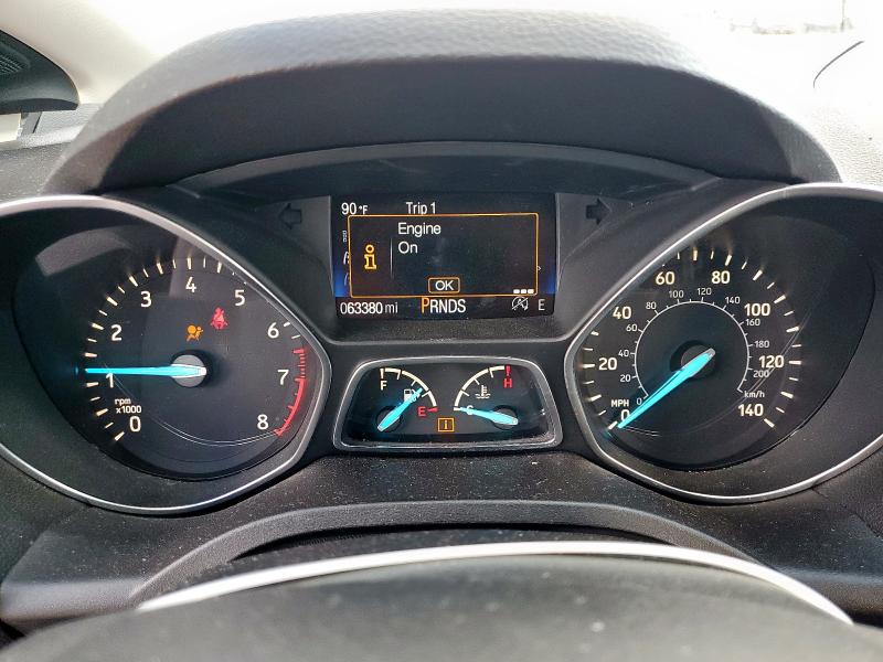 1FMCU0G96HUB29141 - 2017 FORD ESCAPE SE WHITE photo 9