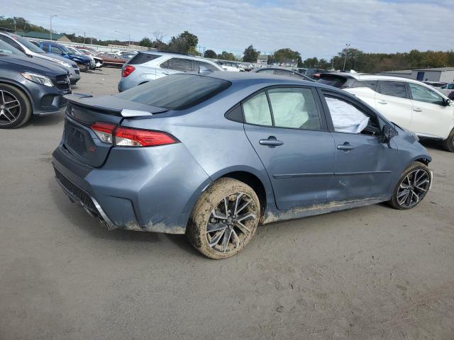 JTDS4MCE9NJ093257 - 2022 TOYOTA COROLLA SE Gris photo 3